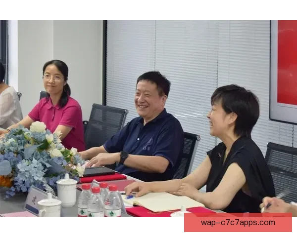 哈格里夫斯盛赞利马担当真诚人